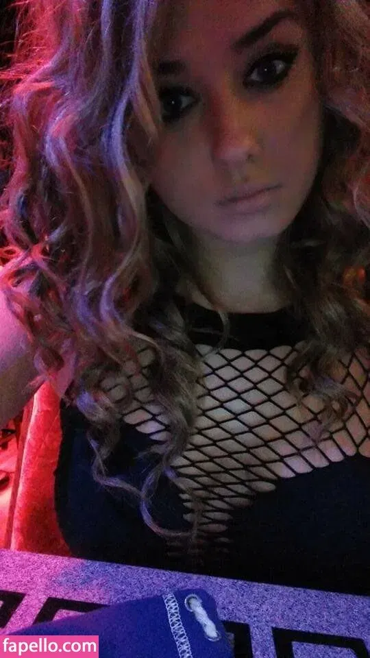 Daria Thibault Onlyfans Photo Gallery 