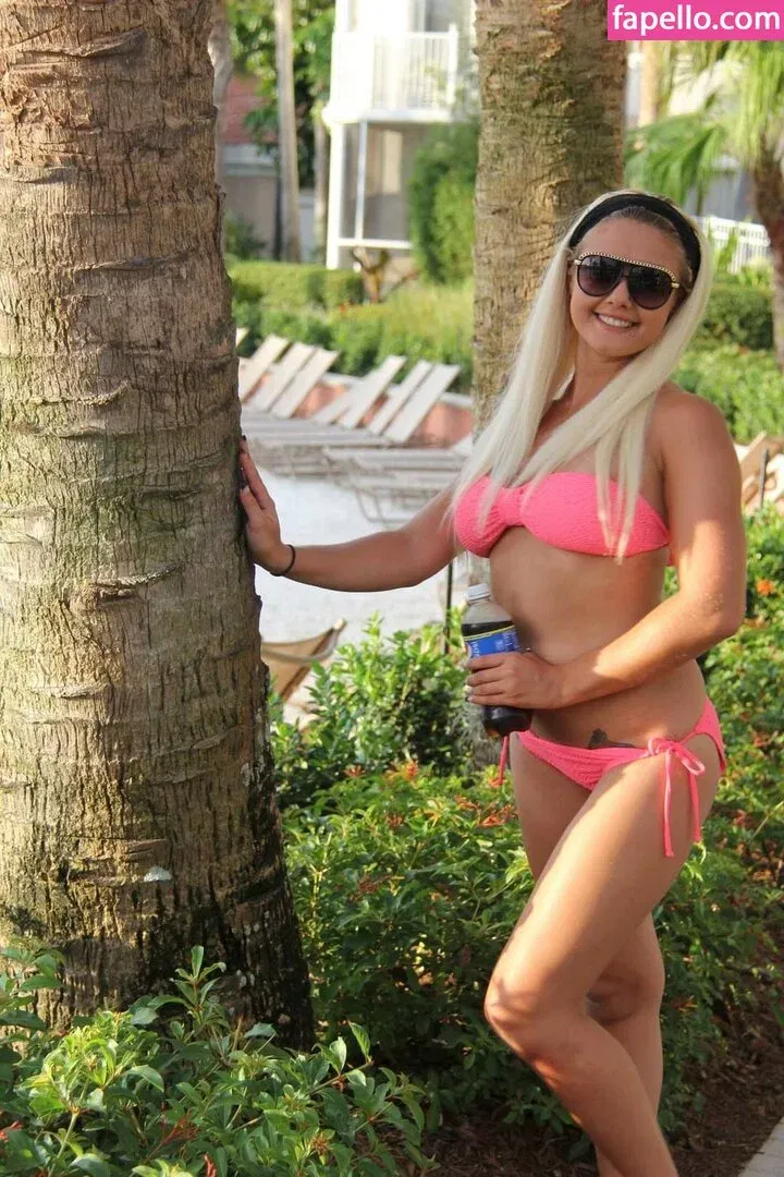 Daria Thibault Onlyfans Photo Gallery 