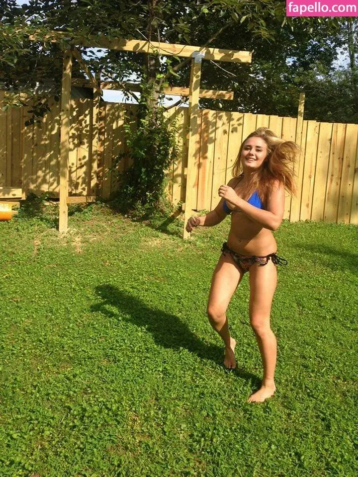 Daria Thibault Onlyfans Photo Gallery 