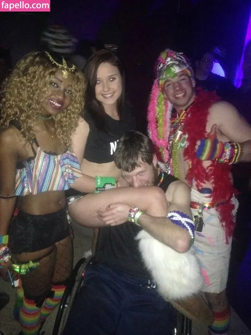 Daria Thibault Onlyfans Photo Gallery 