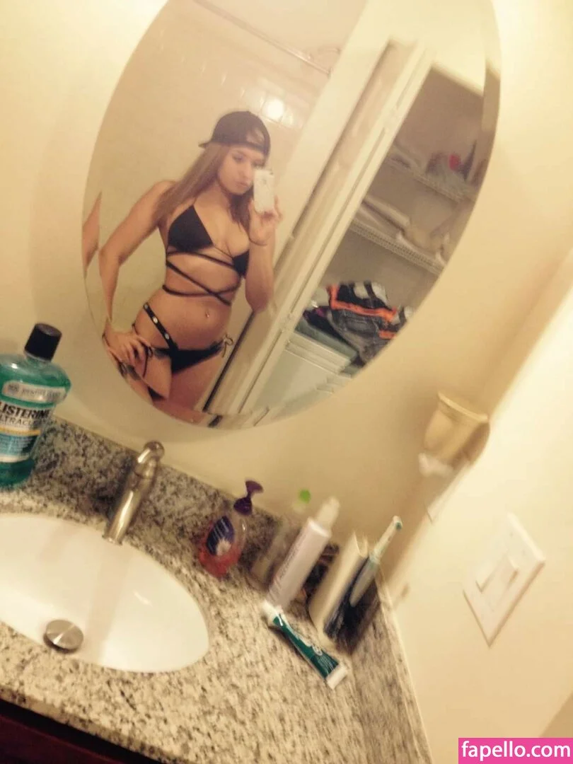 Daria Thibault Onlyfans Photo Gallery 