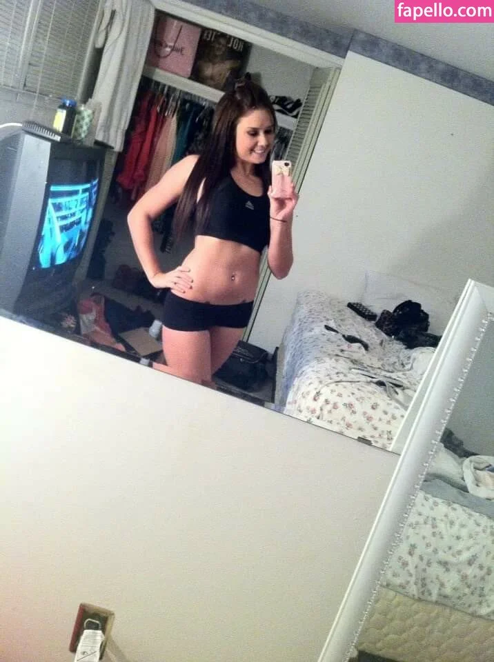 Daria Thibault Onlyfans Photo Gallery 