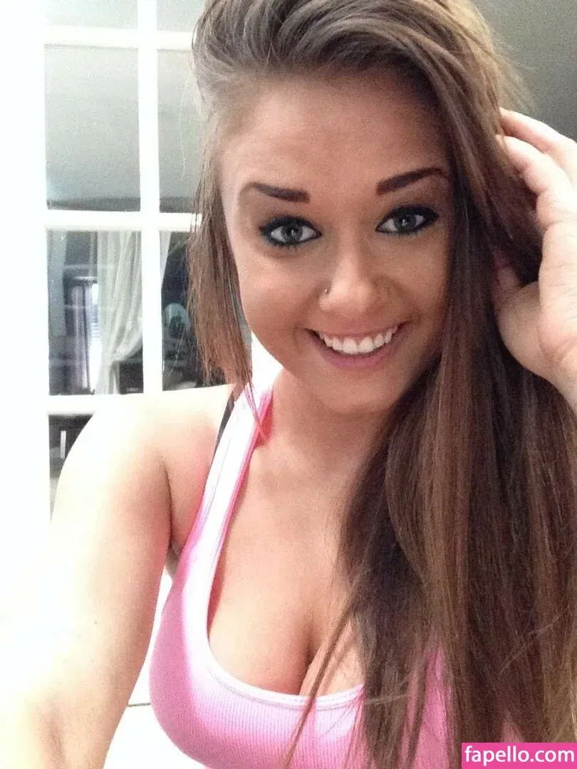 Daria Thibault Onlyfans Photo Gallery 