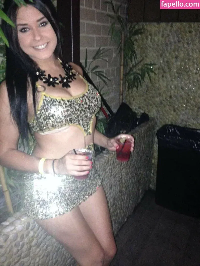 Daria Thibault Onlyfans Photo Gallery 