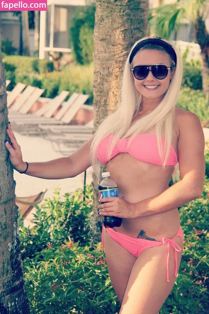 Daria Thibault Onlyfans Photo Gallery 