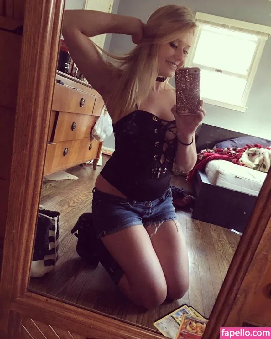 Daria Thibault Onlyfans Photo Gallery 