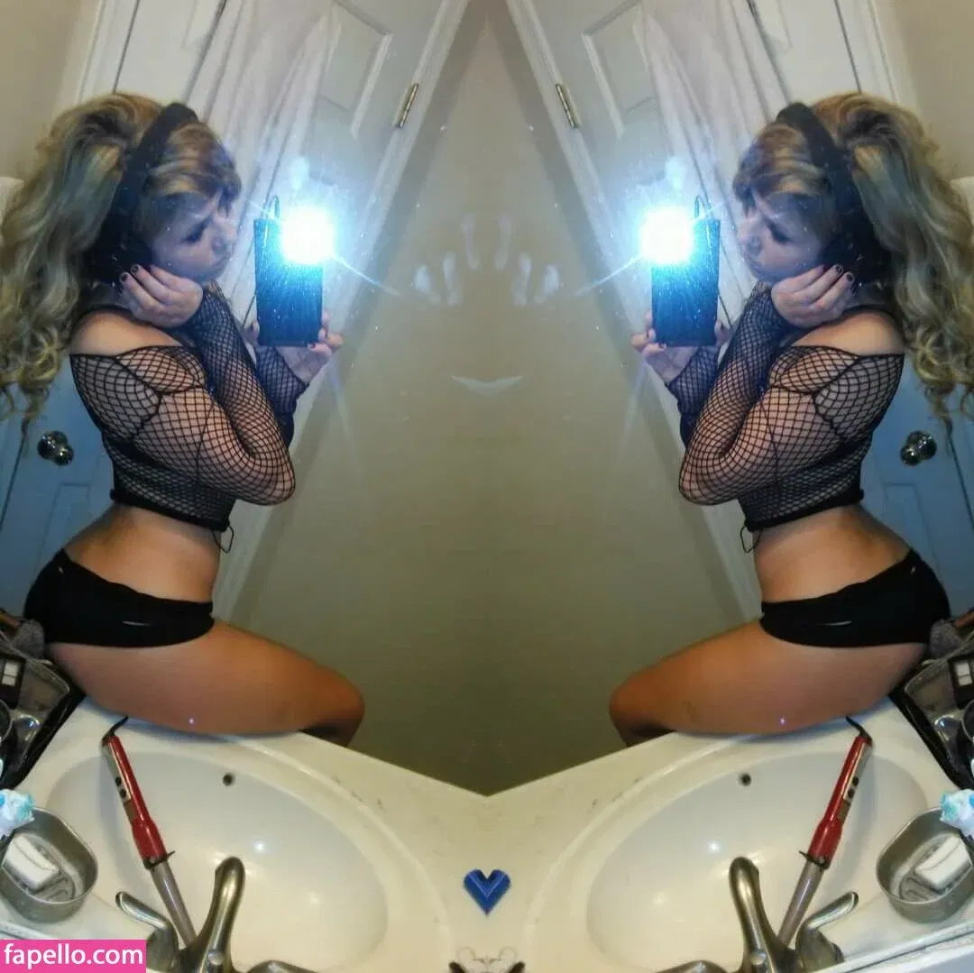 Daria Thibault Onlyfans Photo Gallery 