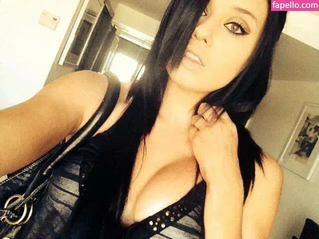 Daria Thibault Onlyfans Photo Gallery 