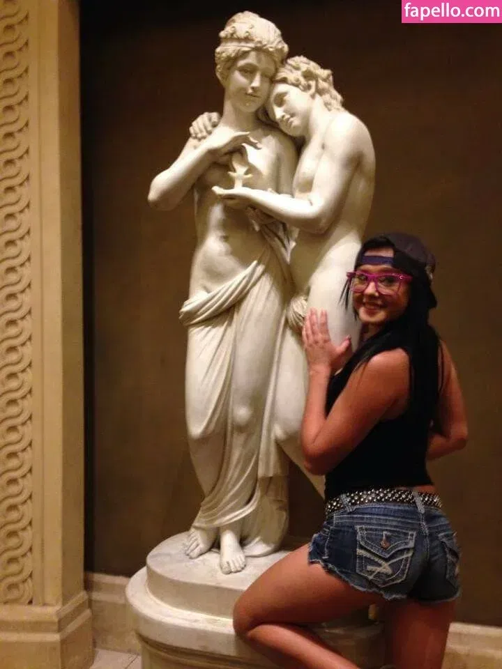 Daria Thibault Onlyfans Photo Gallery 