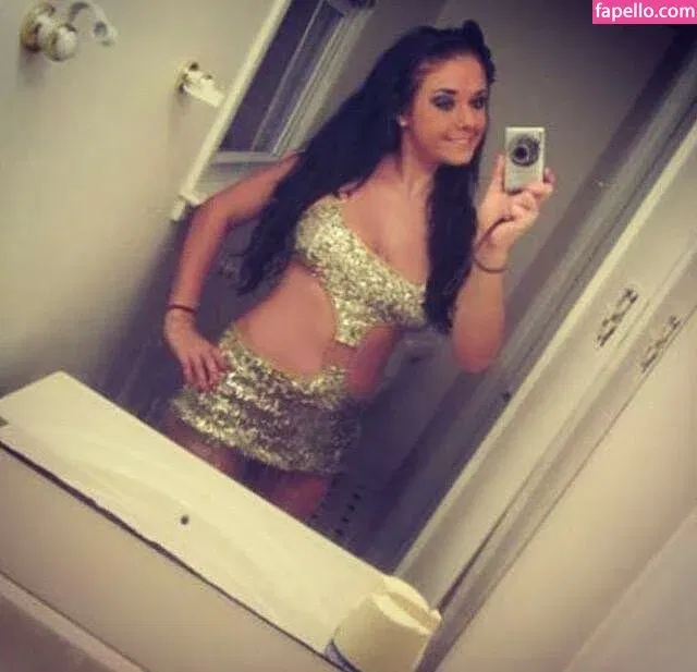 Daria Thibault Onlyfans Photo Gallery 