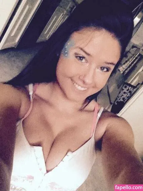 Daria Thibault Onlyfans Photo Gallery 