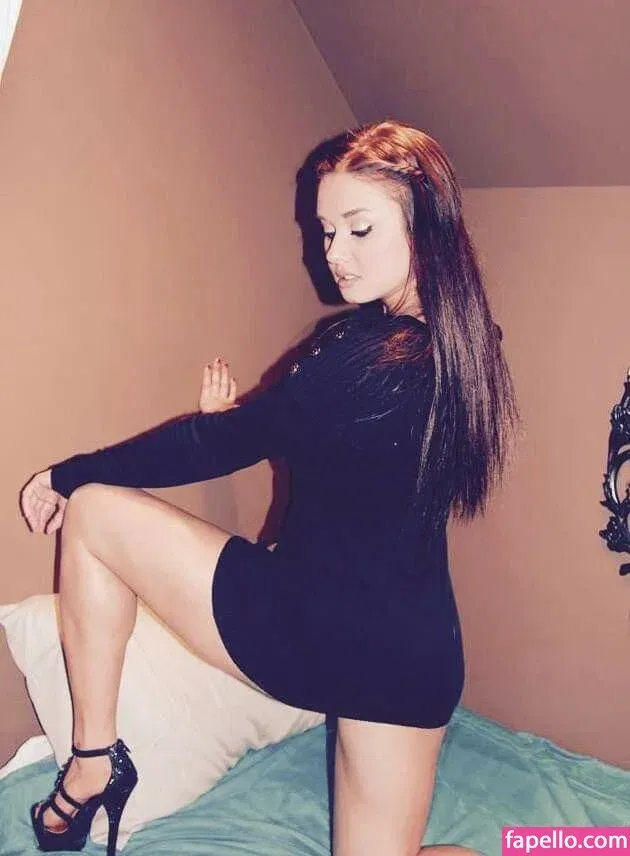 Daria Thibault Onlyfans Photo Gallery 