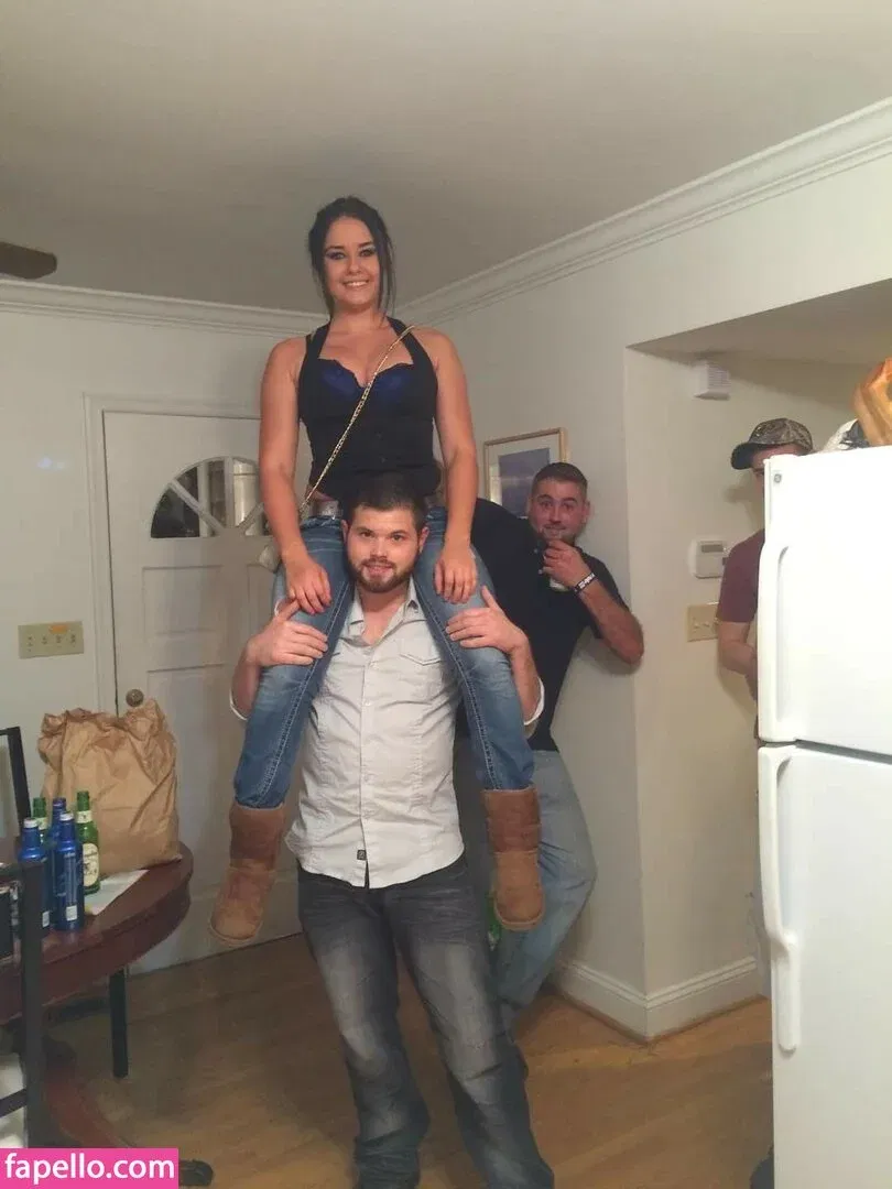 Daria Thibault Onlyfans Photo Gallery 