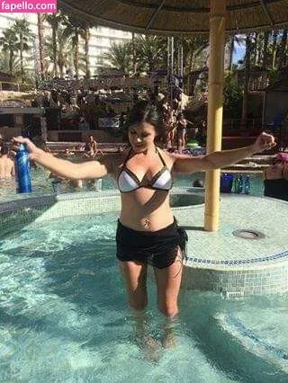 Daria Thibault Onlyfans Photo Gallery 