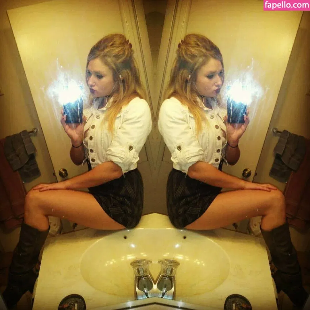 Daria Thibault Onlyfans Photo Gallery 