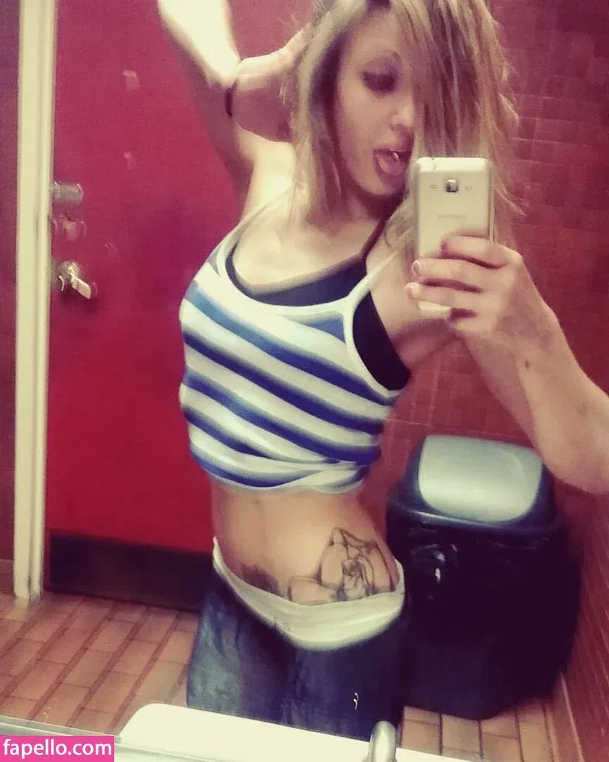 Daria Thibault Onlyfans Photo Gallery 