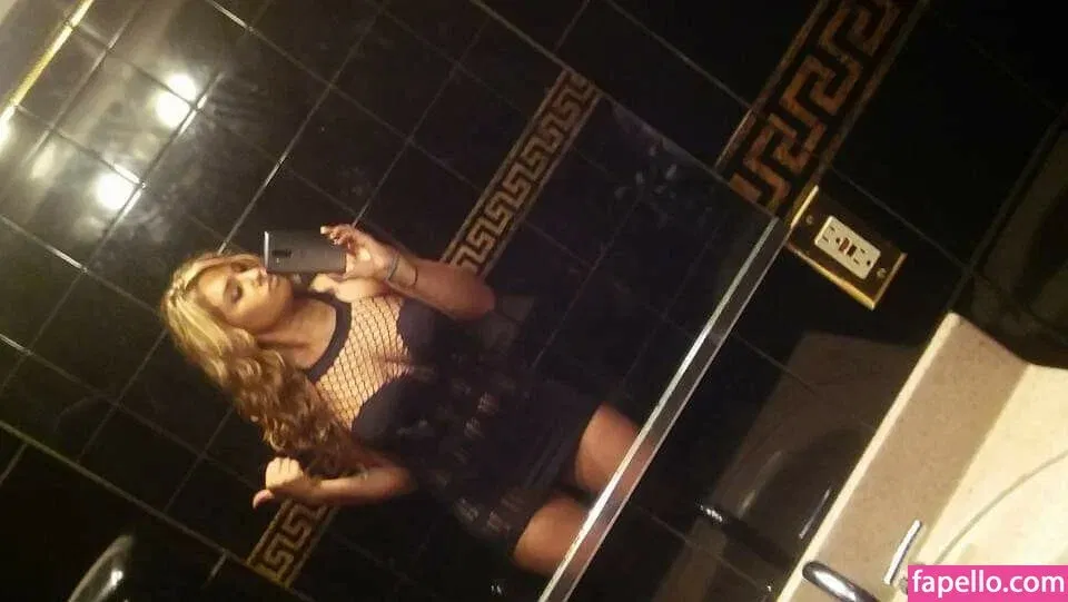 Daria Thibault Onlyfans Photo Gallery 