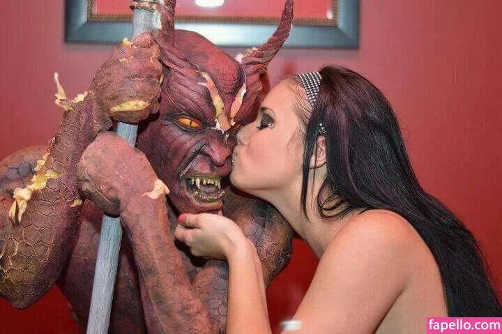 Daria Thibault Onlyfans Photo Gallery 