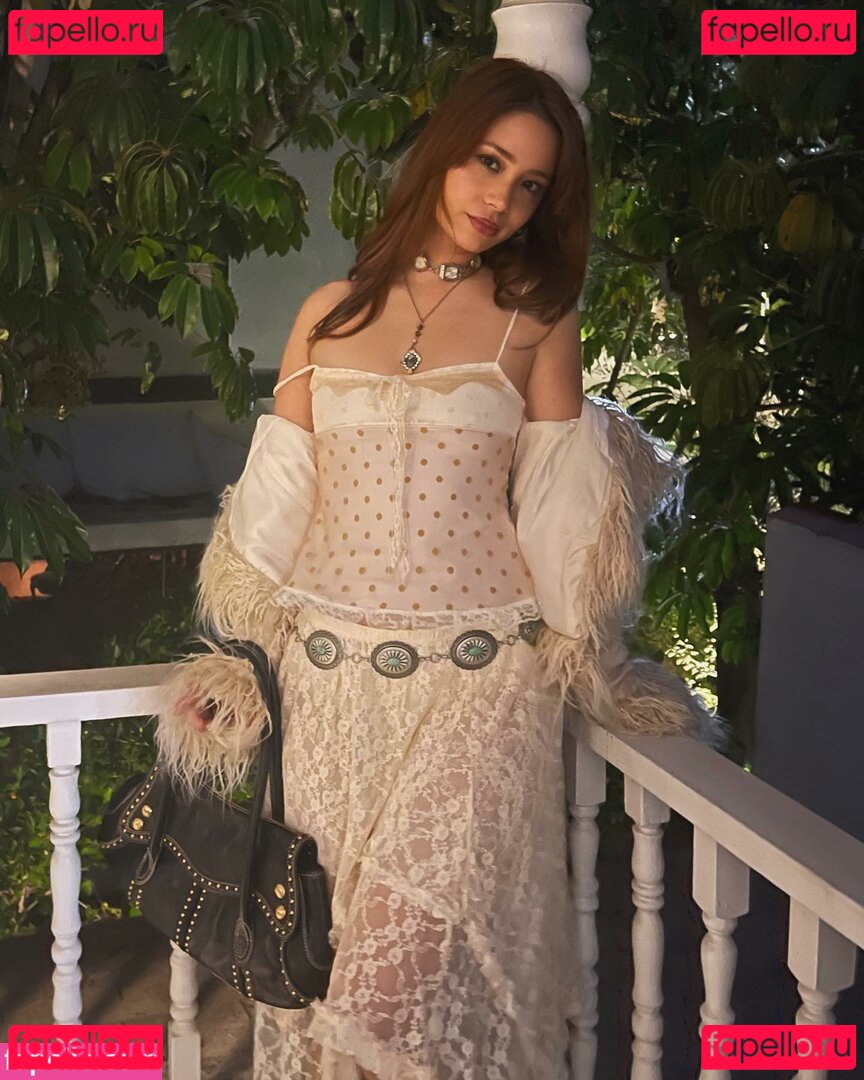 Nadia Goh / nadiaelysegoh Onlyfans Photo Gallery 