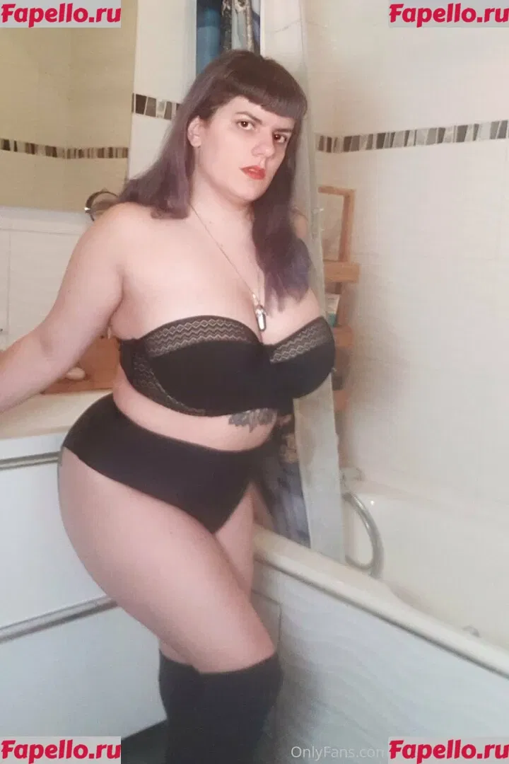 madame_cherie Onlyfans Photo Gallery 