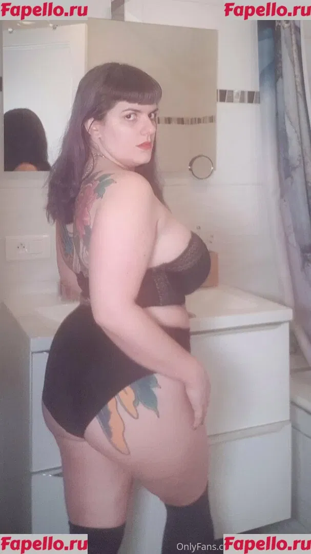 madame_cherie Onlyfans Photo Gallery 