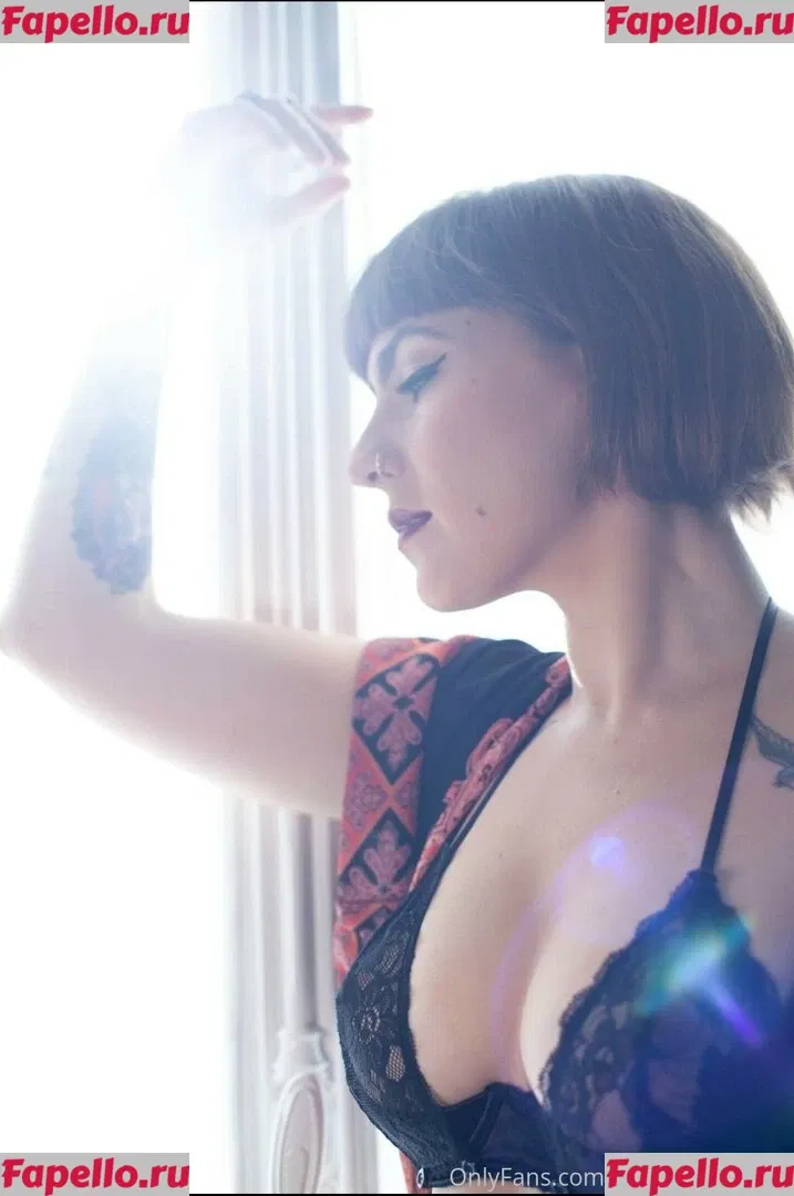 madame_cherie Onlyfans Photo Gallery 