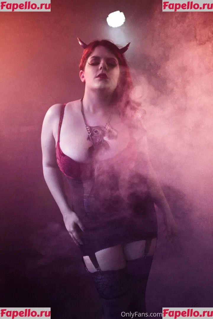 madame_cherie Onlyfans Photo Gallery 