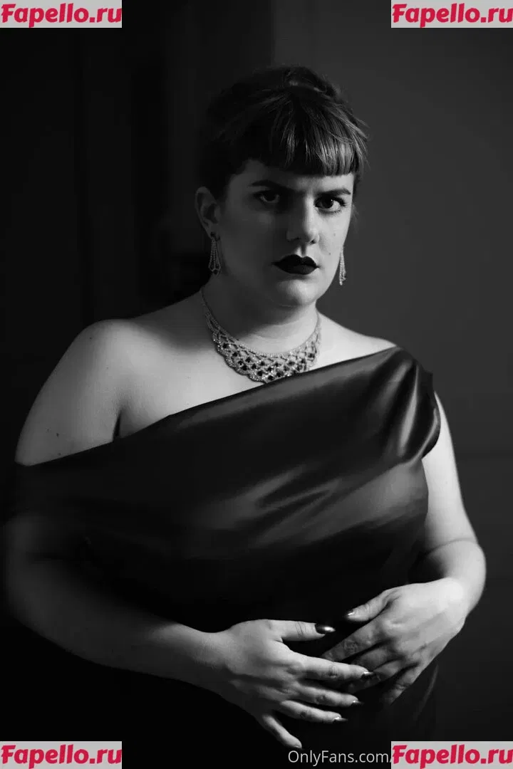 madame_cherie Onlyfans Photo Gallery 