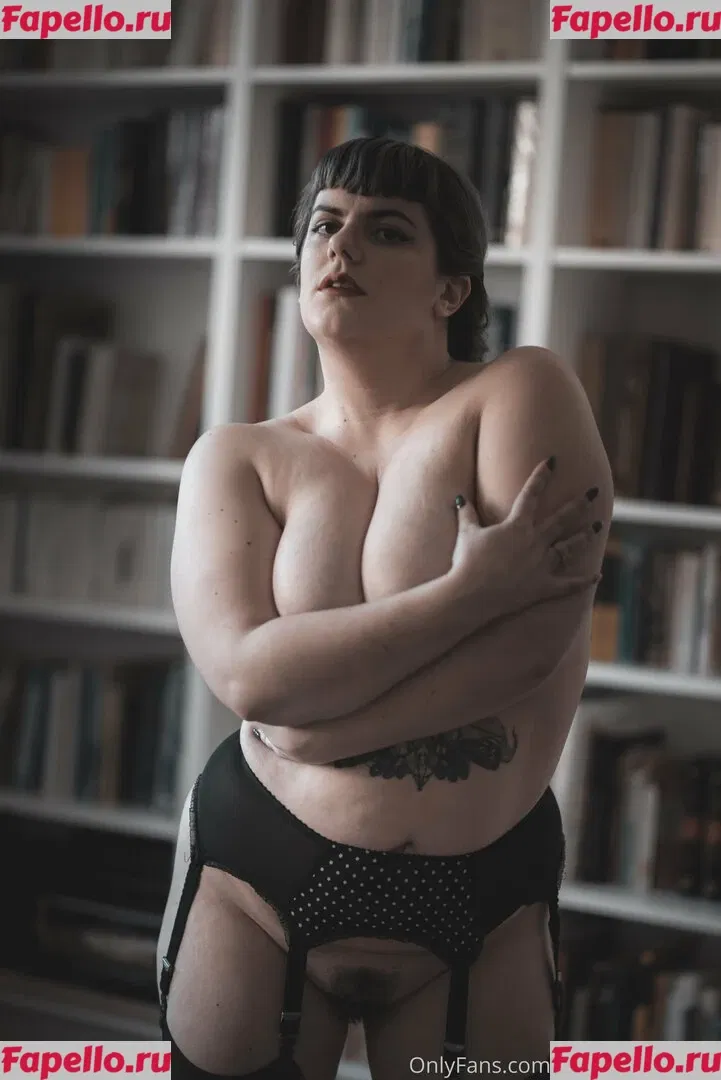 madame_cherie Onlyfans Photo Gallery 