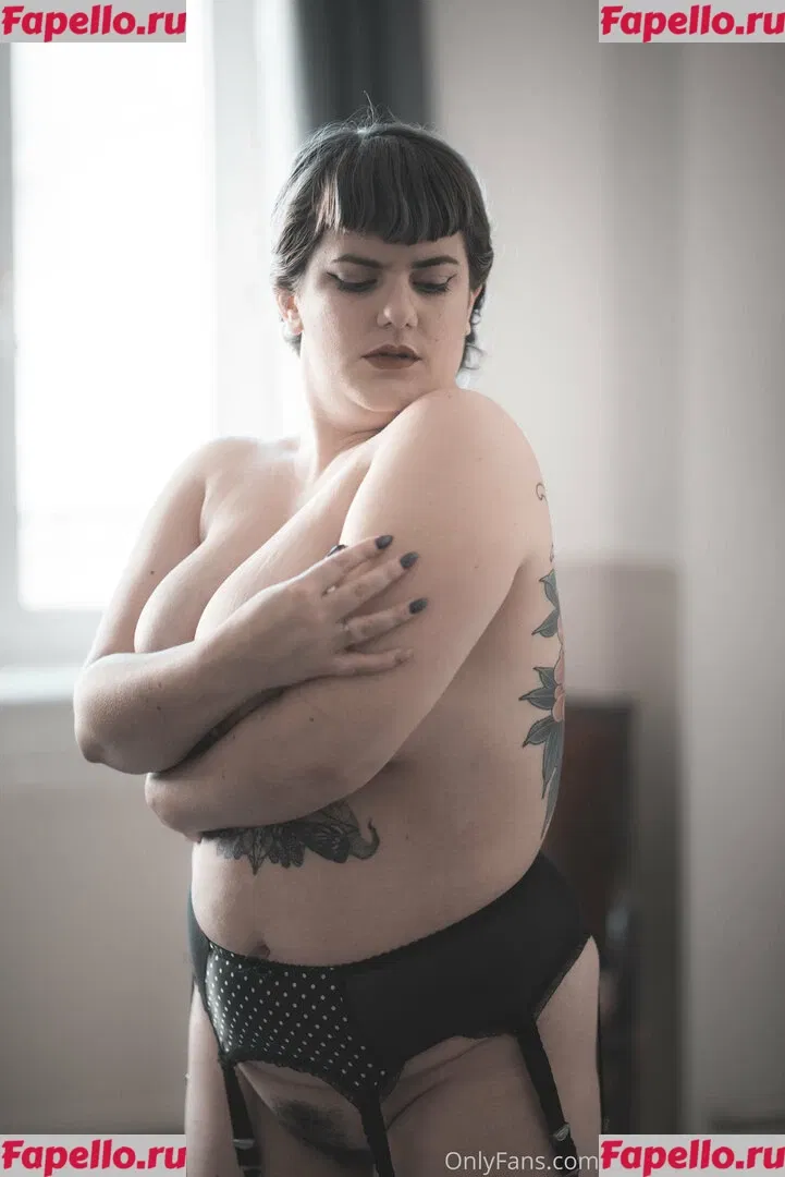 madame_cherie Onlyfans Photo Gallery 