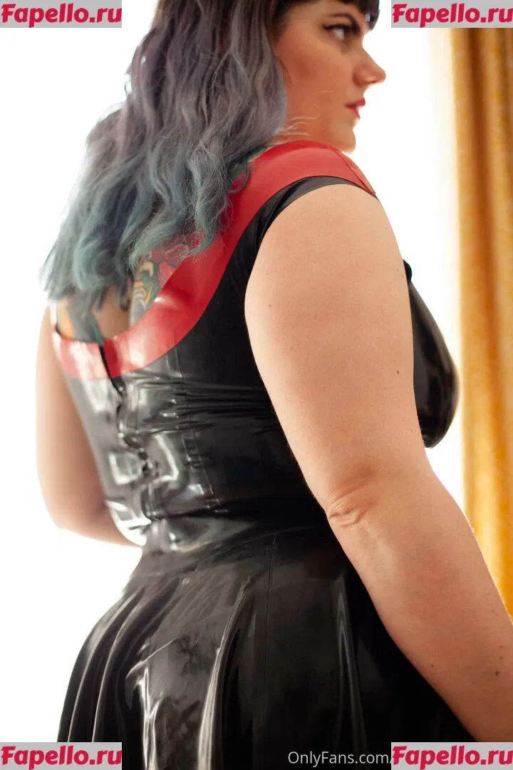 madame_cherie Onlyfans Photo Gallery 
