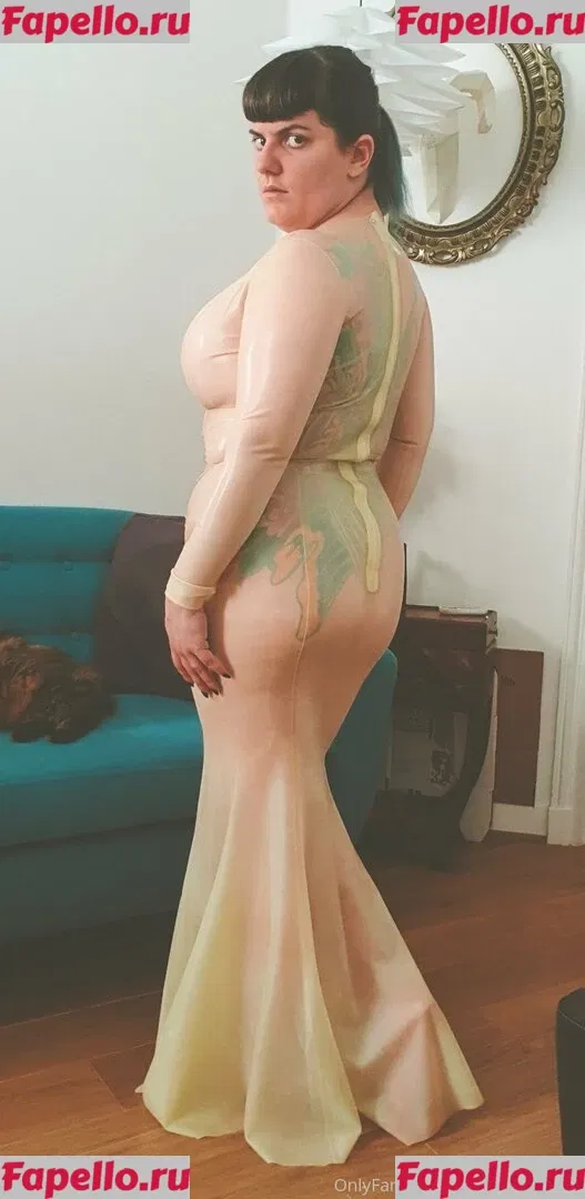 madame_cherie Onlyfans Photo Gallery 