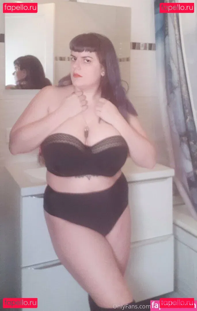 madame_cherie Onlyfans Photo Gallery 