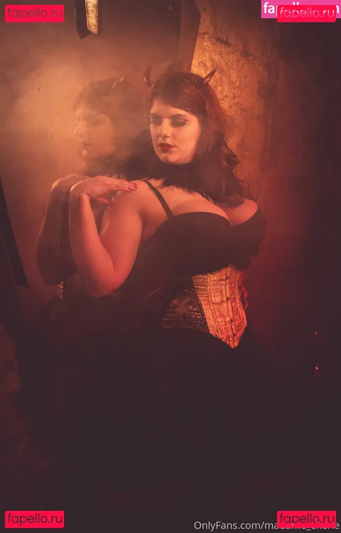 madame_cherie Onlyfans Photo Gallery 