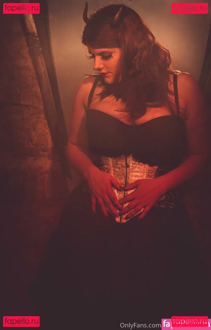 madame_cherie Onlyfans Photo Gallery 