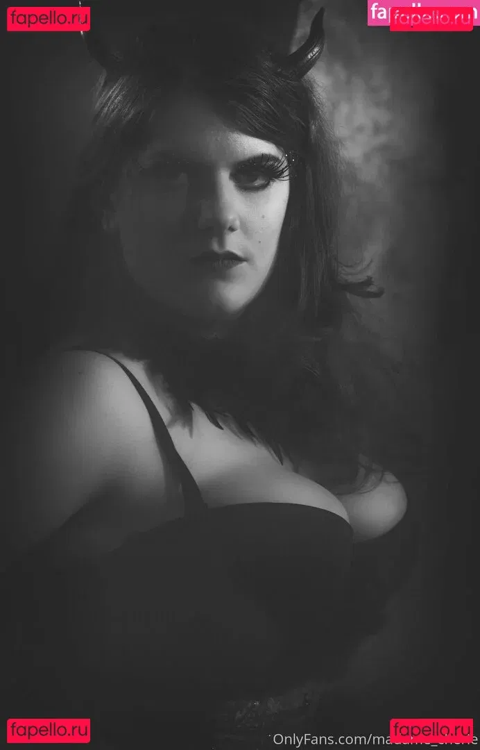 madame_cherie Onlyfans Photo Gallery 