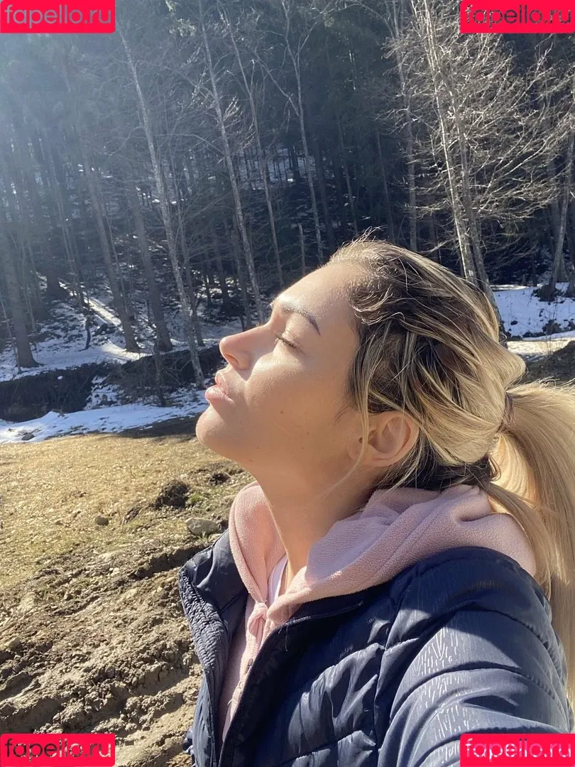 Mika_A Onlyfans Photo Gallery 