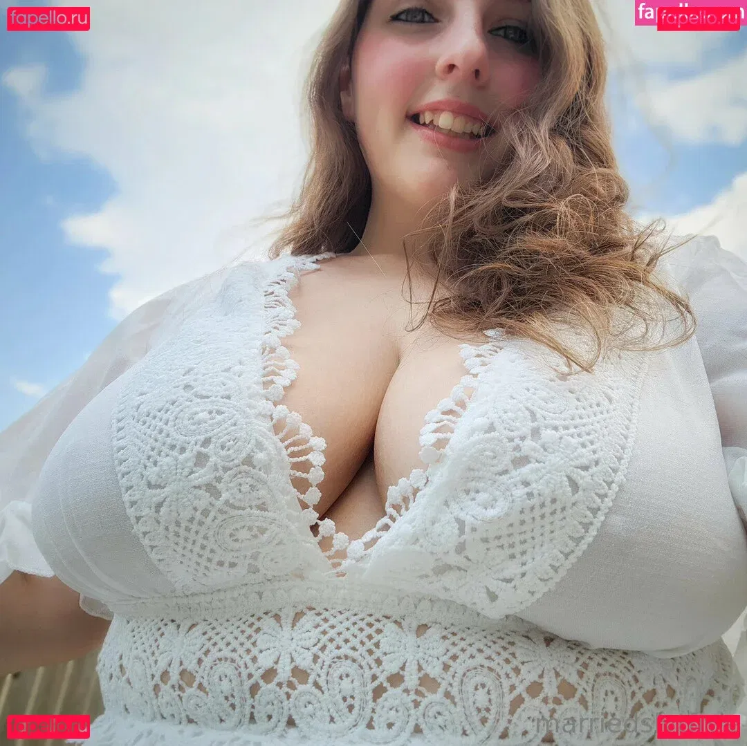 marriedslvtfree Onlyfans Photo Gallery 