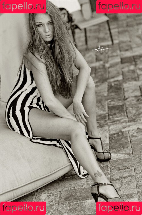 Leanna Decker Onlyfans Photo Gallery 