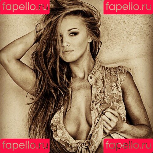 Leanna Decker Onlyfans Photo Gallery 