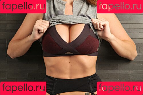 Leanna Decker Onlyfans Photo Gallery 