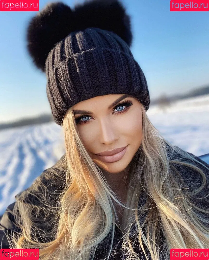 Noele Natalia Onlyfans Photo Gallery 