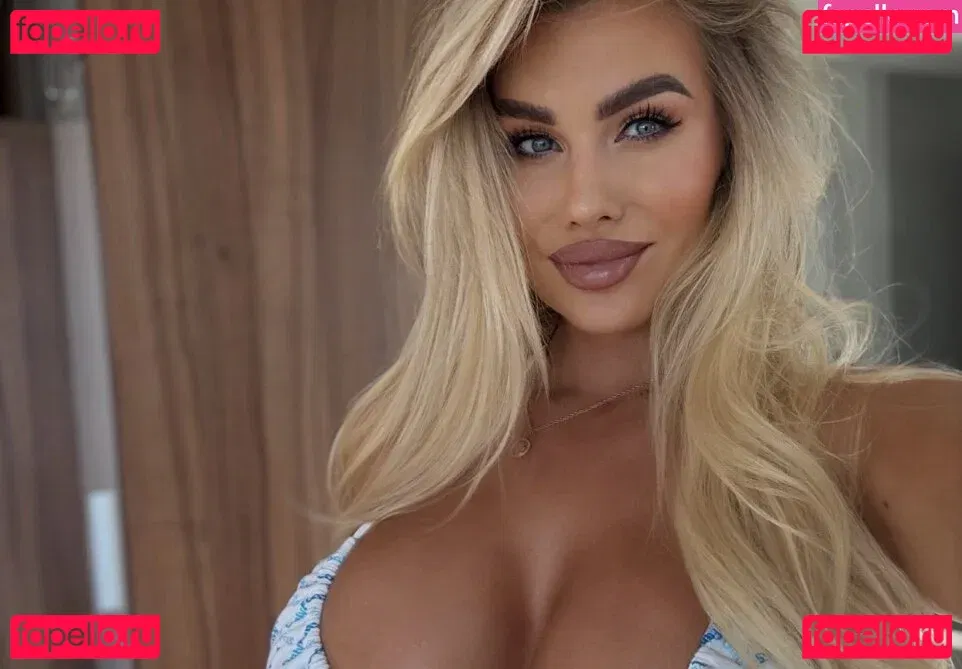 Noele Natalia Onlyfans Photo Gallery 