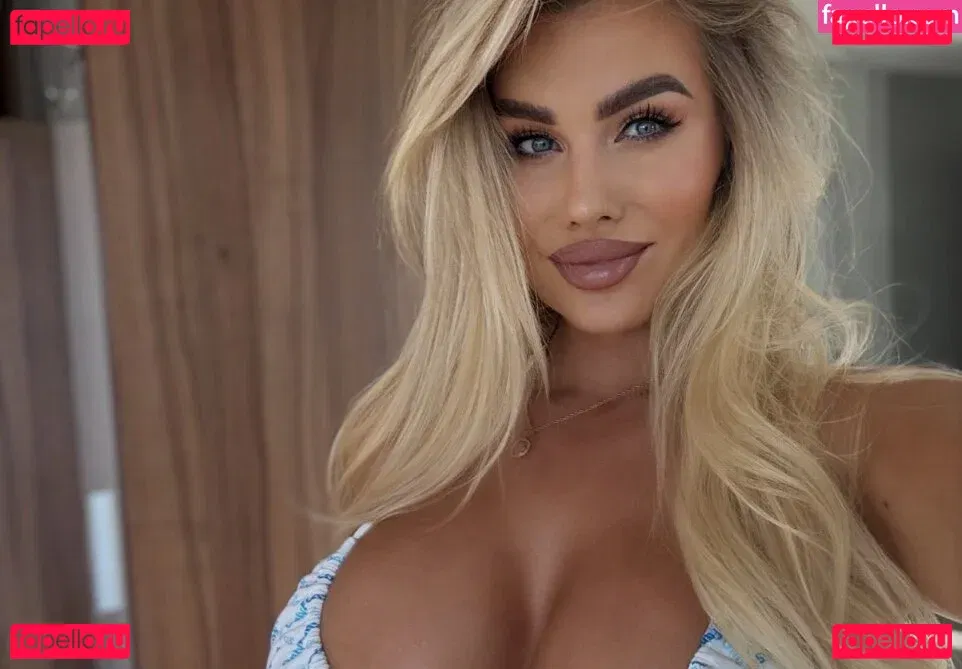 Noele Natalia Onlyfans Photo Gallery 