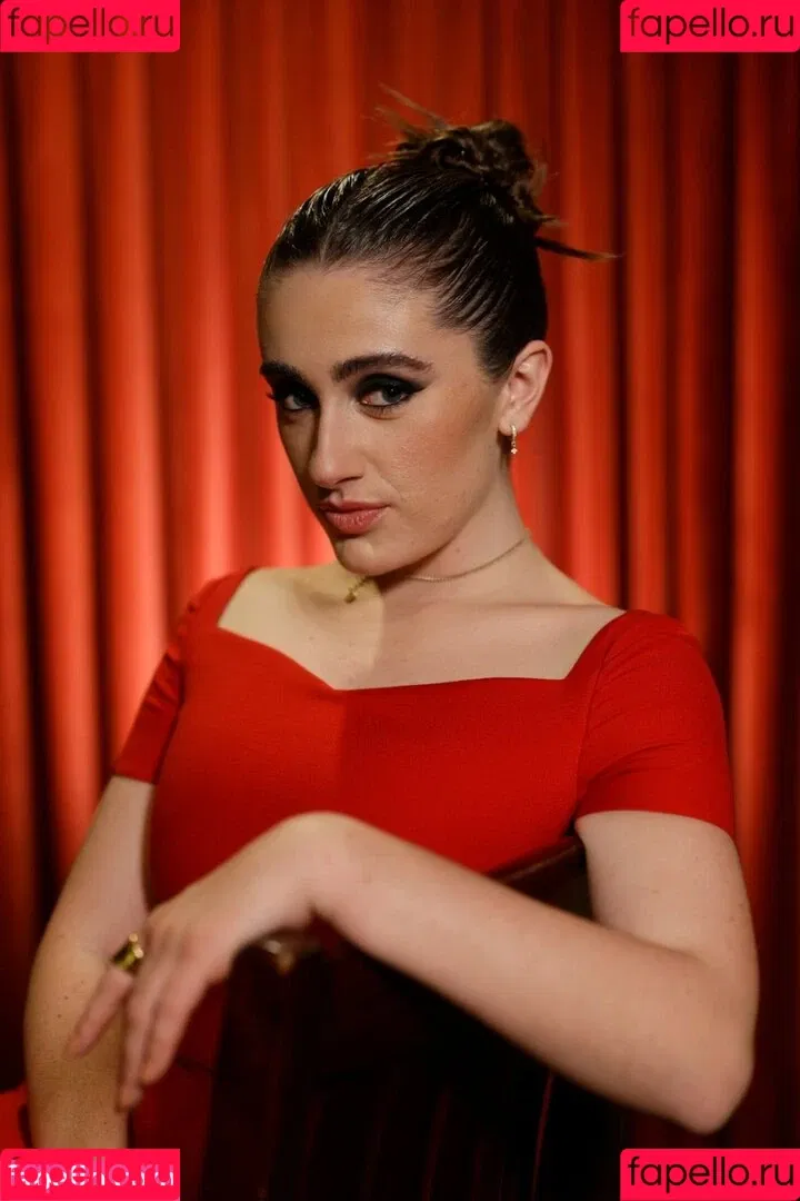 Rachel Anne Sennott Onlyfans Photo Gallery 