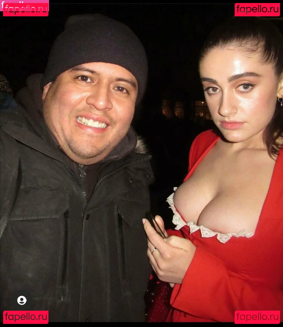 Rachel Anne Sennott Onlyfans Photo Gallery 