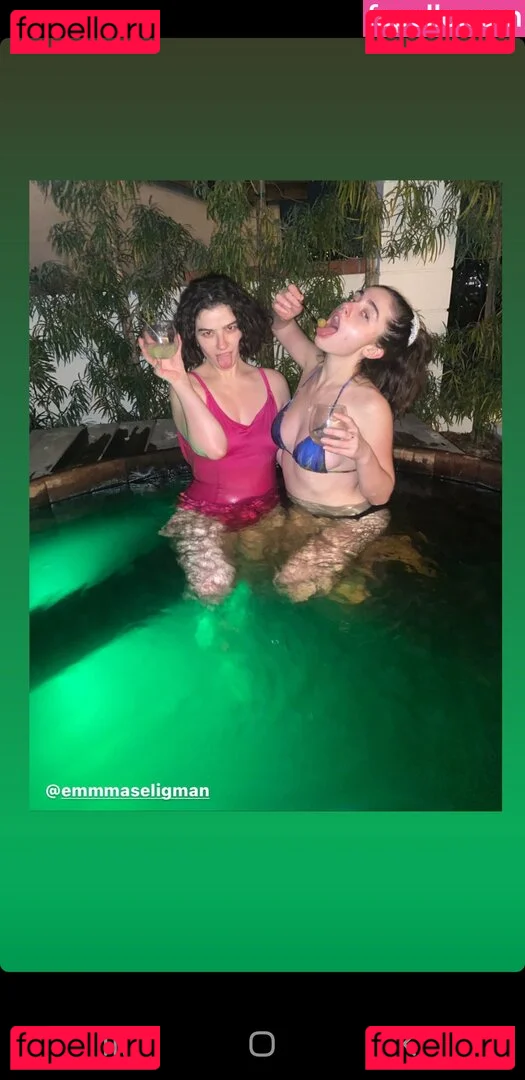 Rachel Anne Sennott Onlyfans Photo Gallery 