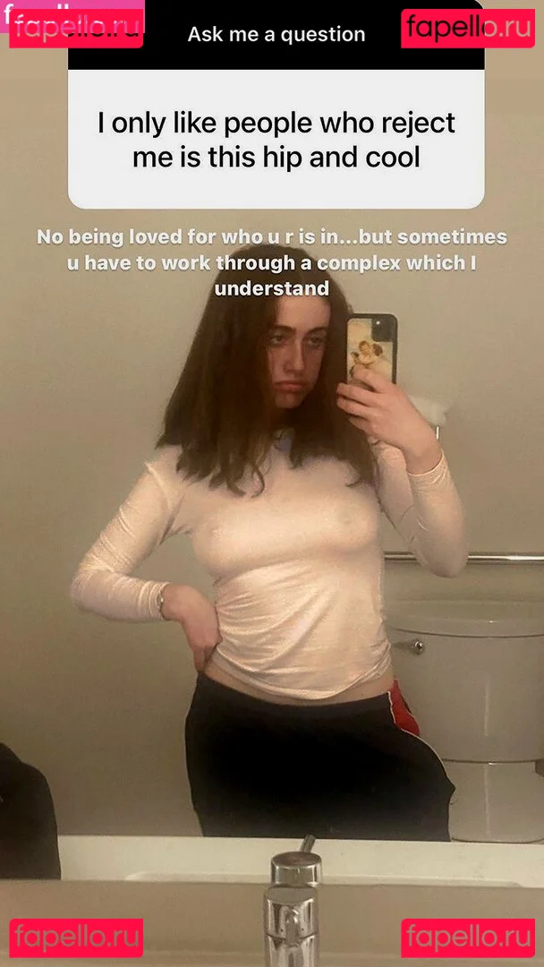 Rachel Anne Sennott Onlyfans Photo Gallery 