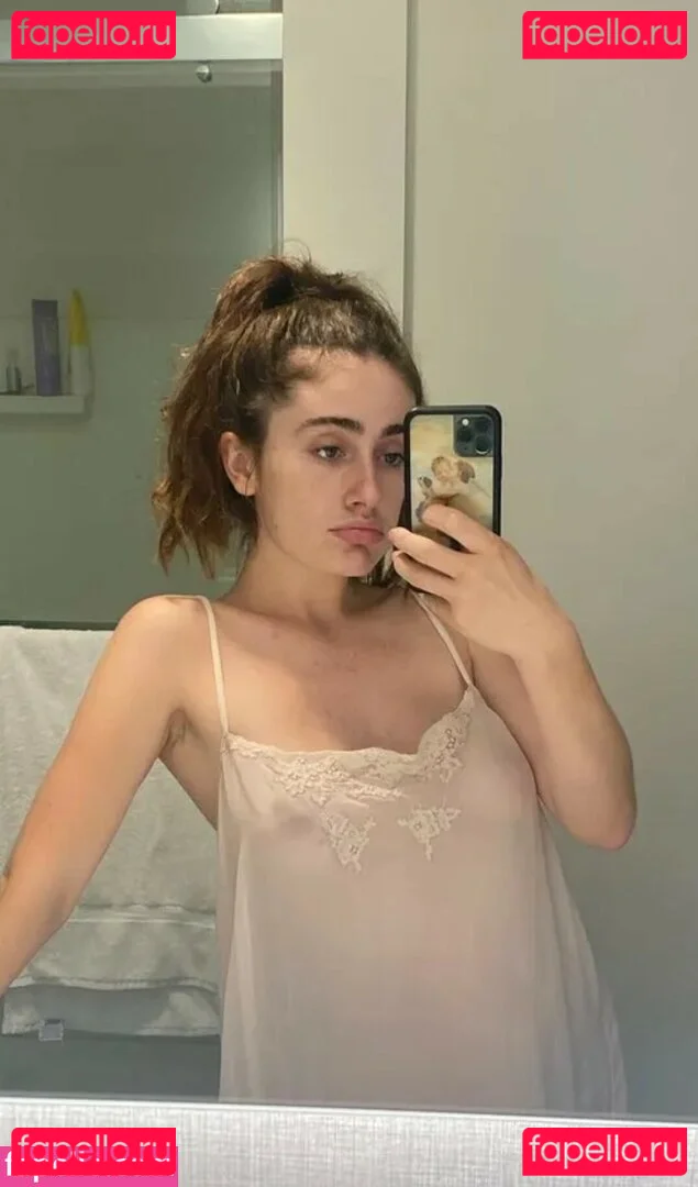 Rachel Anne Sennott Onlyfans Photo Gallery 