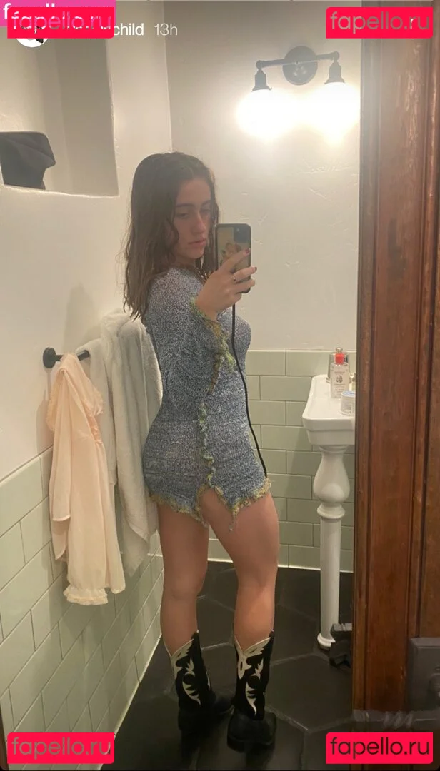 Rachel Anne Sennott Onlyfans Photo Gallery 